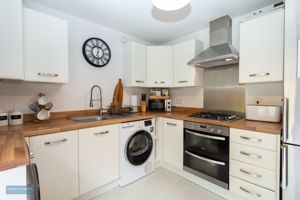 Kitchen- click for photo gallery